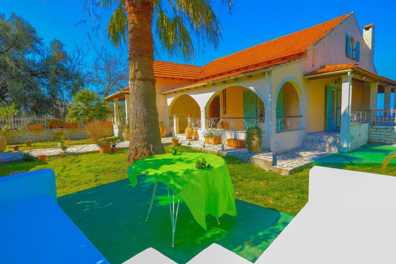 Villa Eftihia Nymfai ภายนอก รูปภาพ